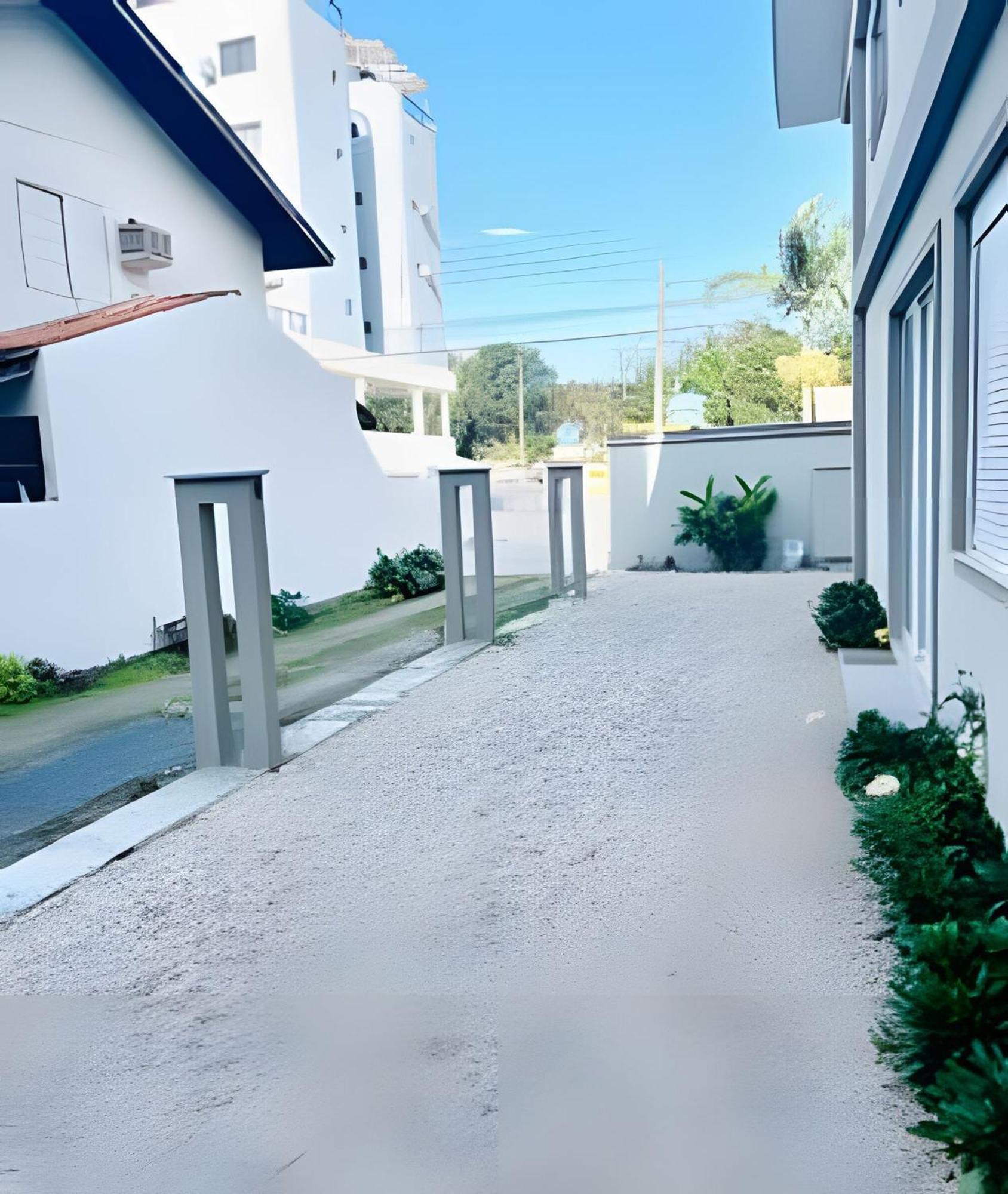 Studio Novo 200M Da Praia De Бомбиньяс Экстерьер фото
