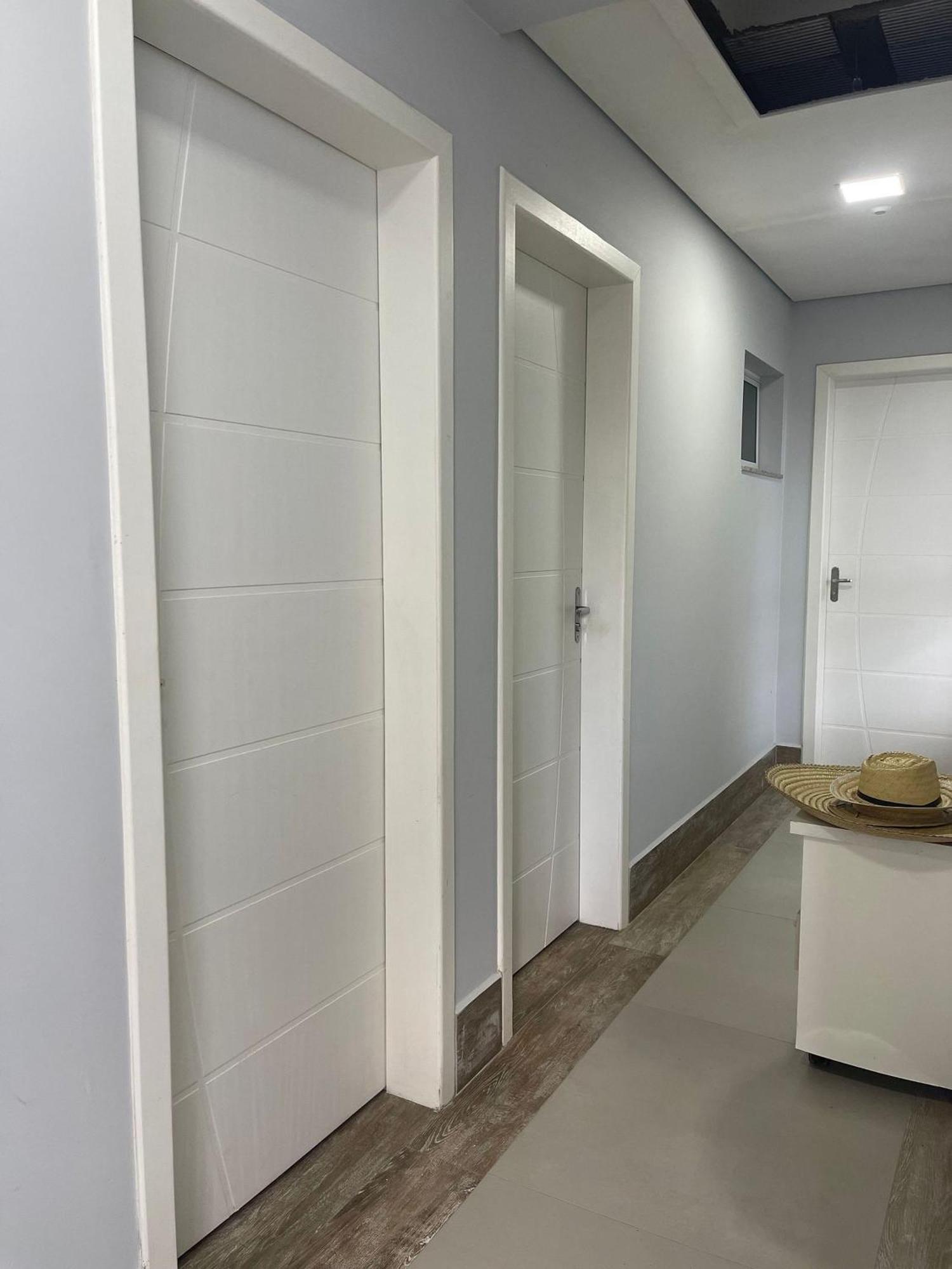 Studio Novo 200M Da Praia De Бомбиньяс Экстерьер фото